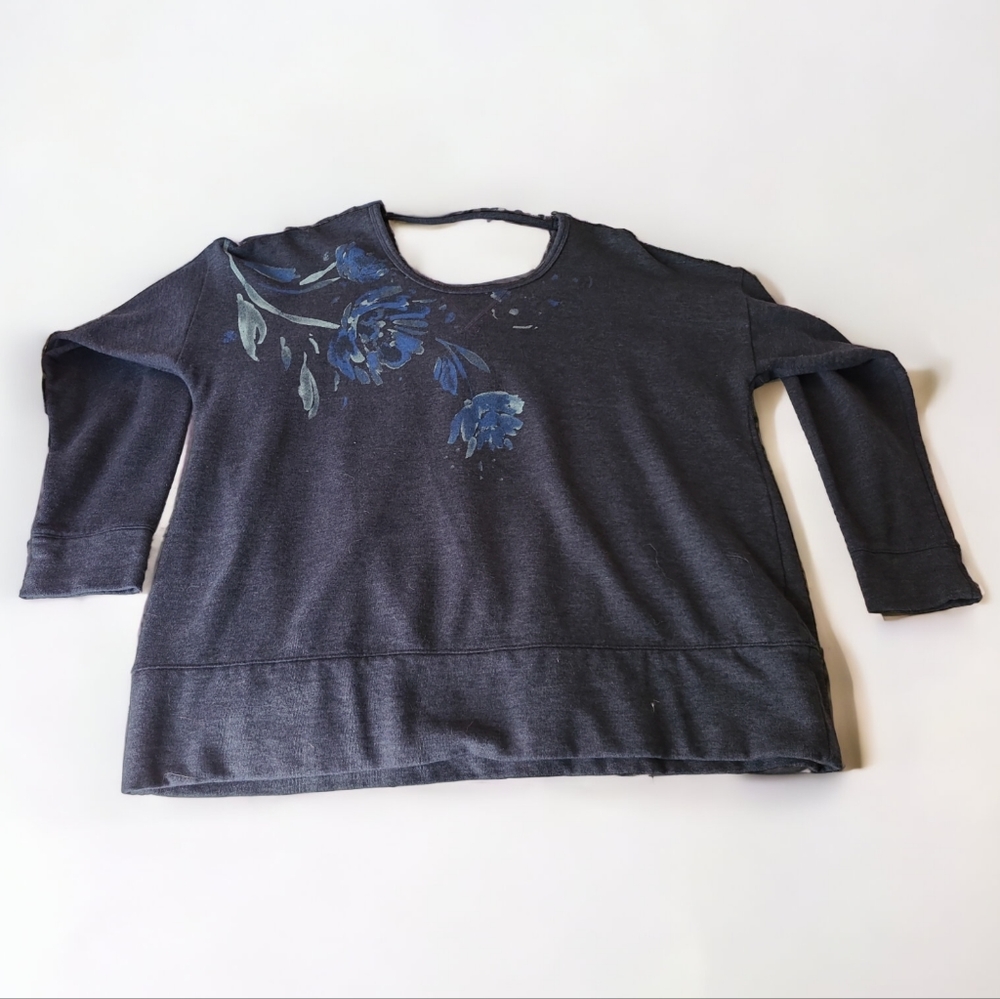 blue sweatshirt with open back